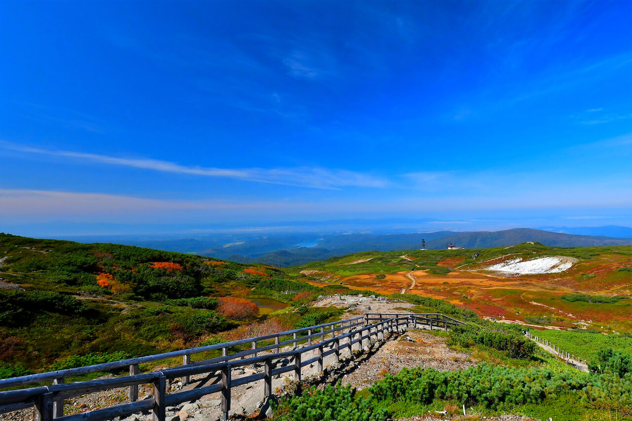 Mount Asahidake/Sugatami-no-Ike Trekking Course: The Highest Peak of Hokkaido's Tallest Mountain Range