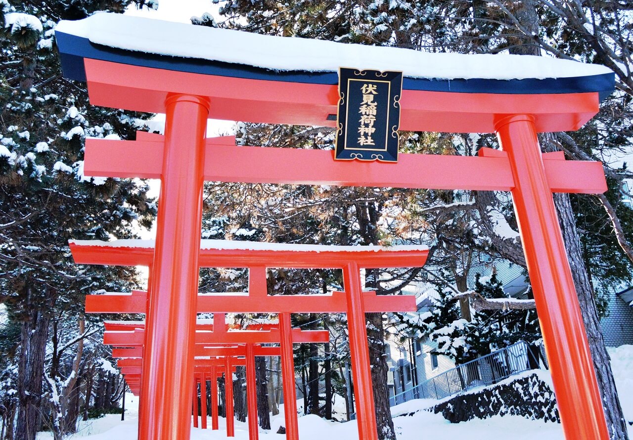 Power & Mystique: The Sapporo Fushimi Inari Shrine