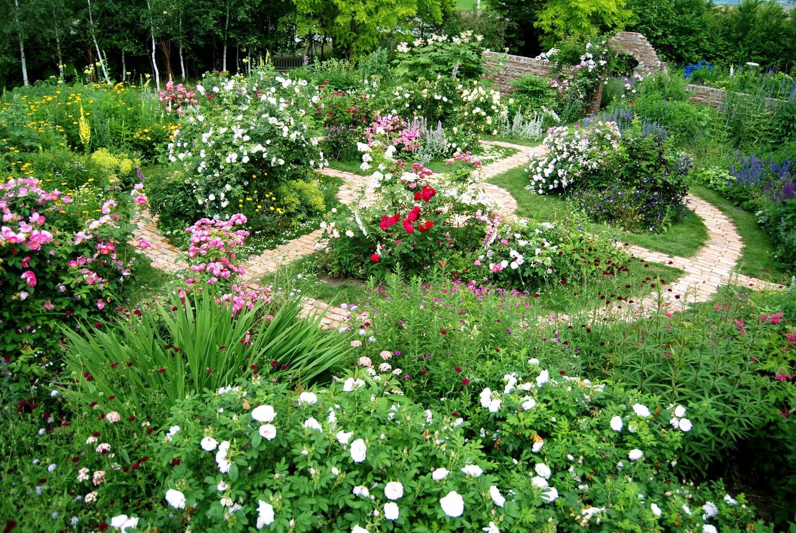 Gardens that Change with the Seasons 