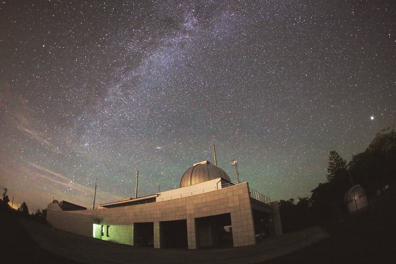 Stargaze at the Ginga no Mori Observatory in Rikubetsu, Hokkaido