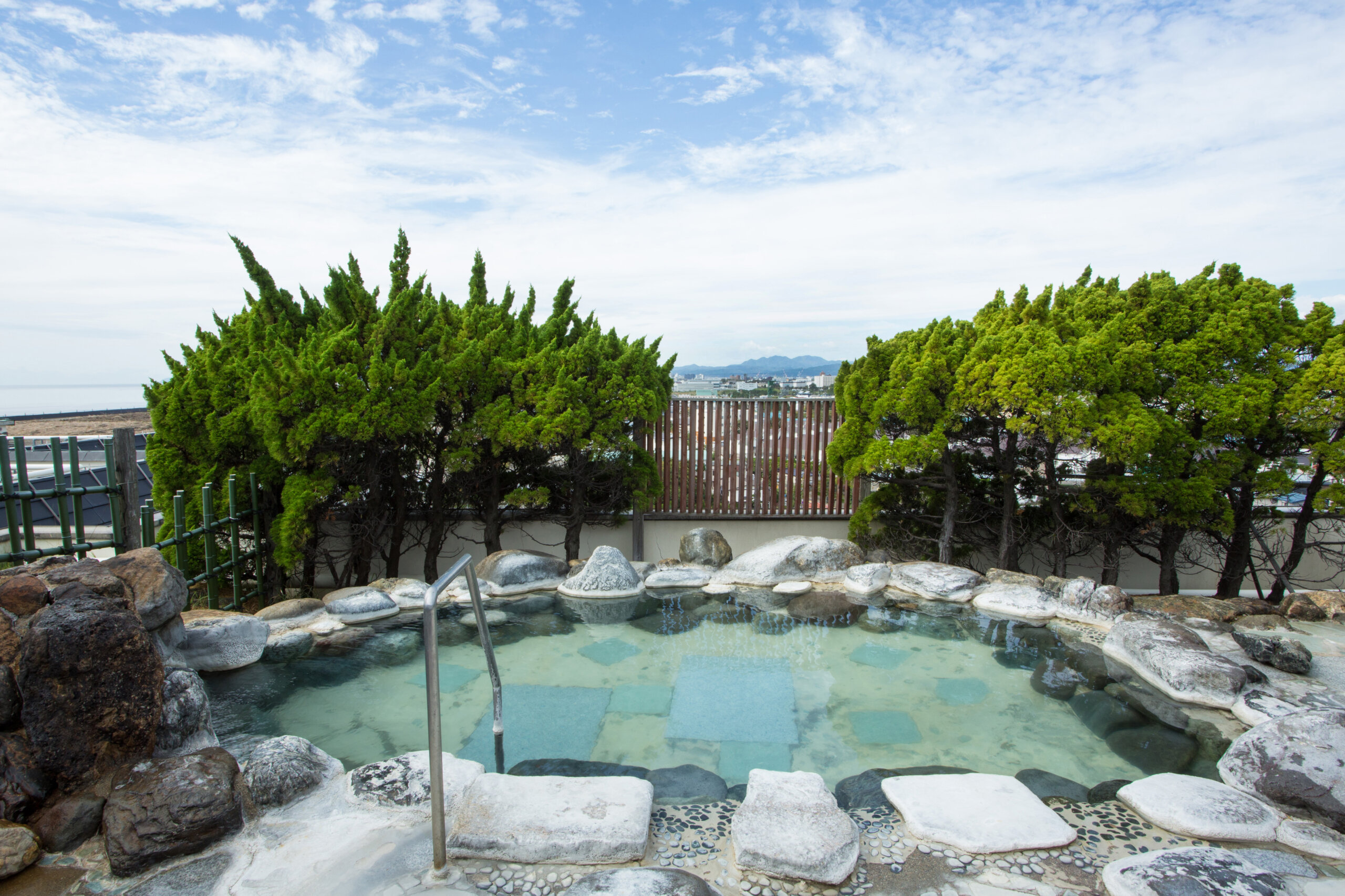 Yumoto Takubokutei: Spectacular Views, Food, and Hot Springs Await